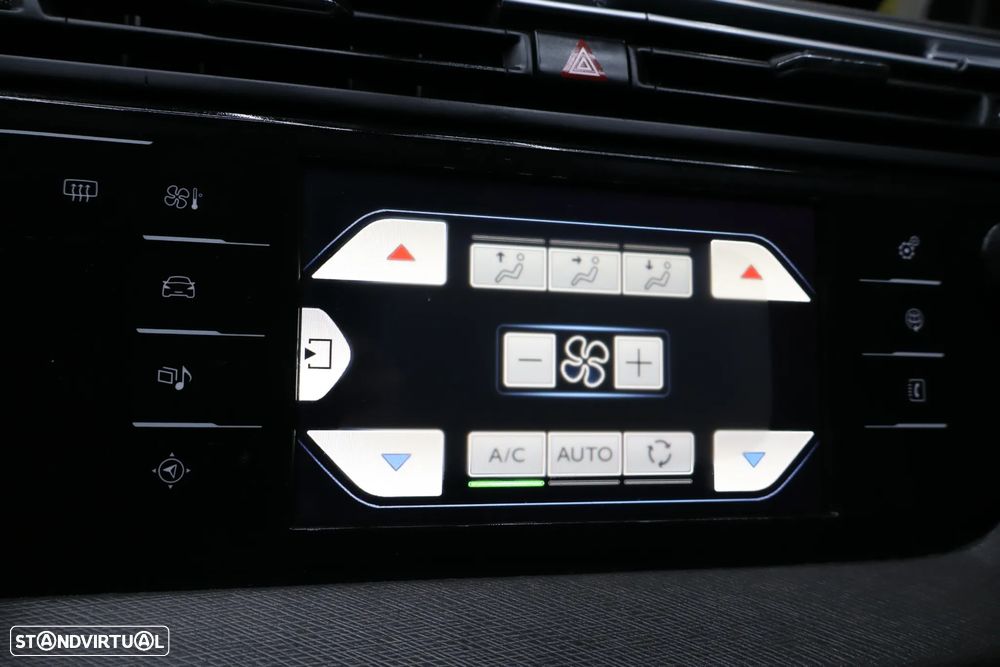 Citroën C4 PureTech 130 Stop & Start Attraction - 23
