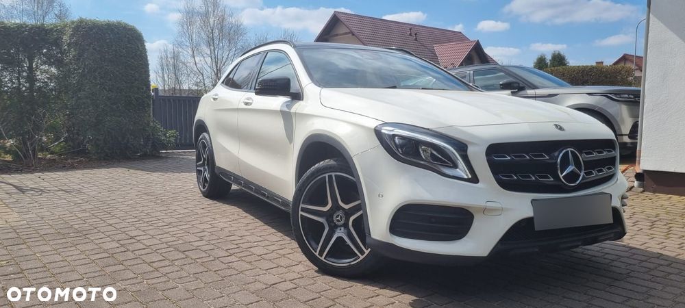 Mercedes-Benz GLA 220 4-Matic AMG Line - 8