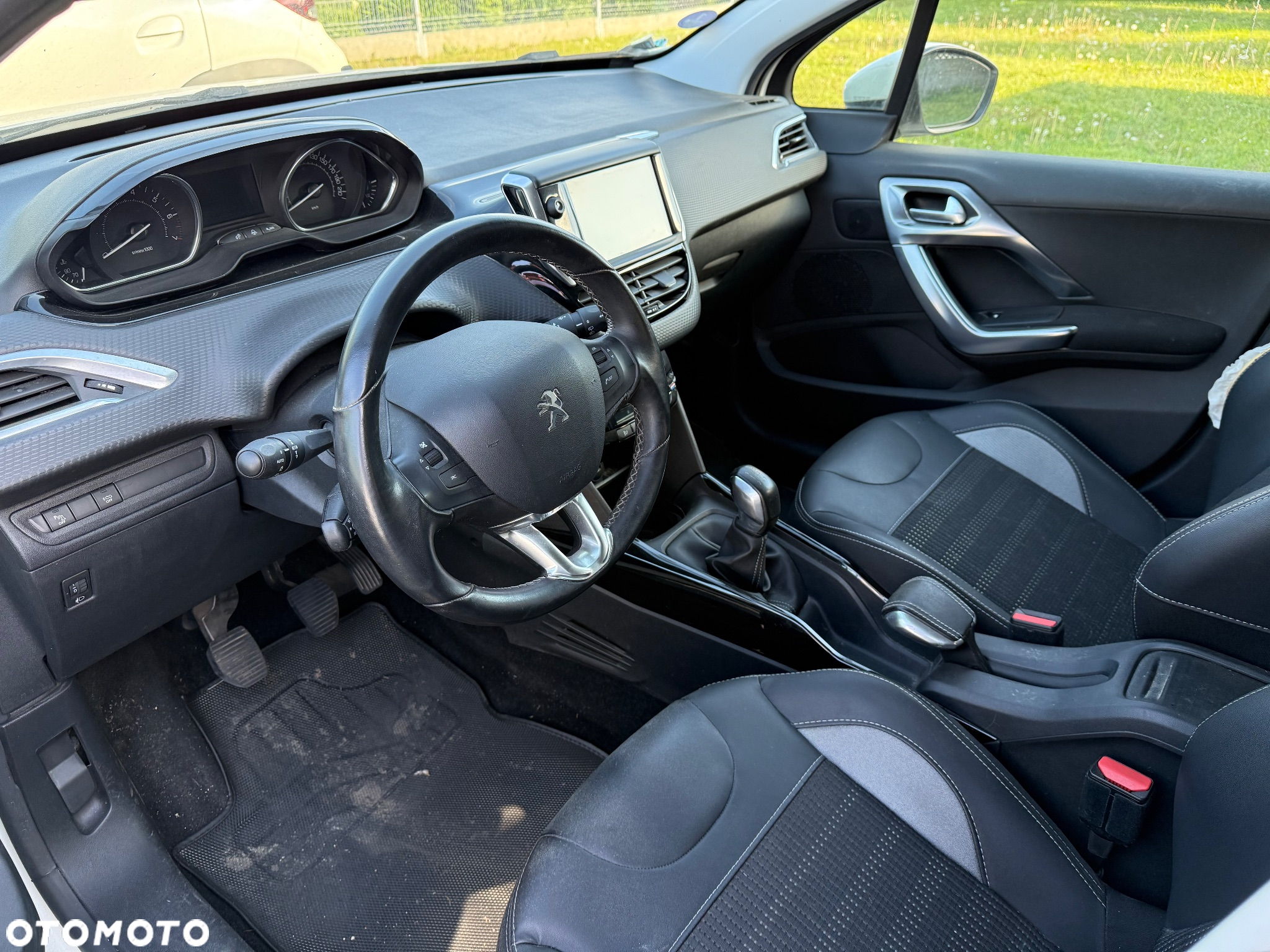 Peugeot 2008 82 VTI Allure - 5