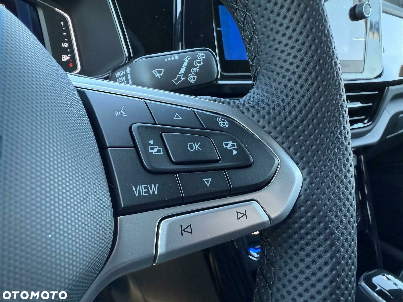 Volkswagen T-Roc 1.5 TSI R-Line Plus DSG - 31