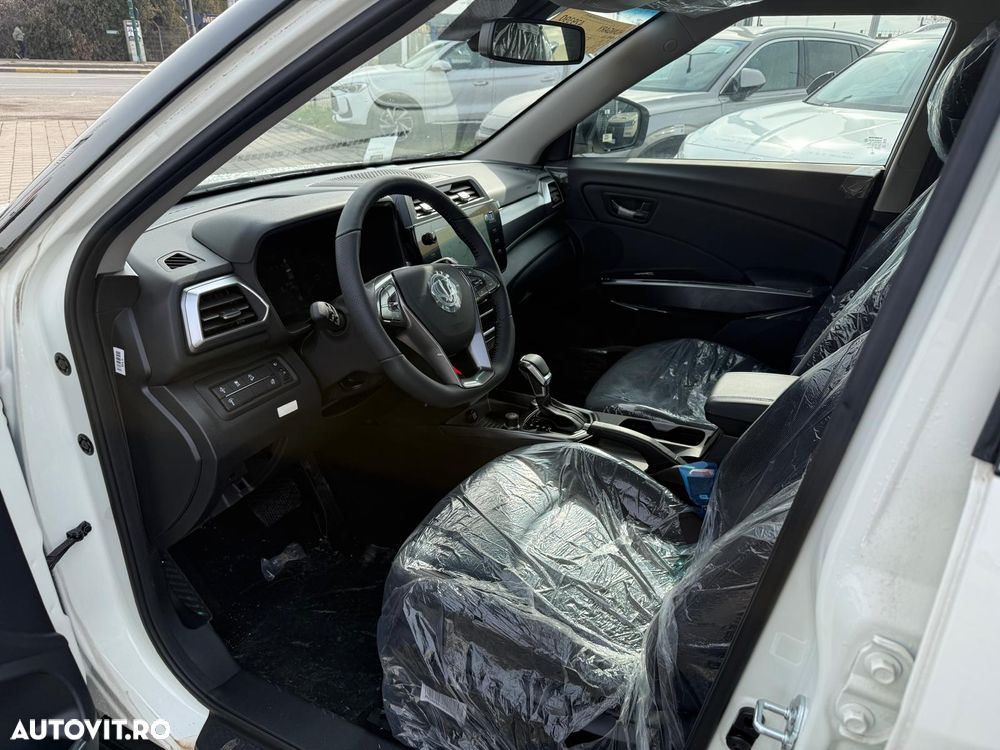 SsangYong Tivoli - 10