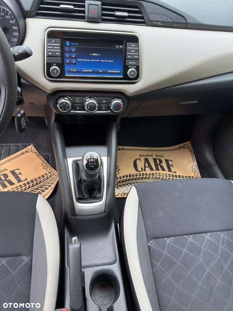 Nissan Micra 1.0 Visia Plus - 9