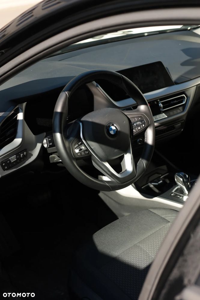 BMW Seria 1 - 2