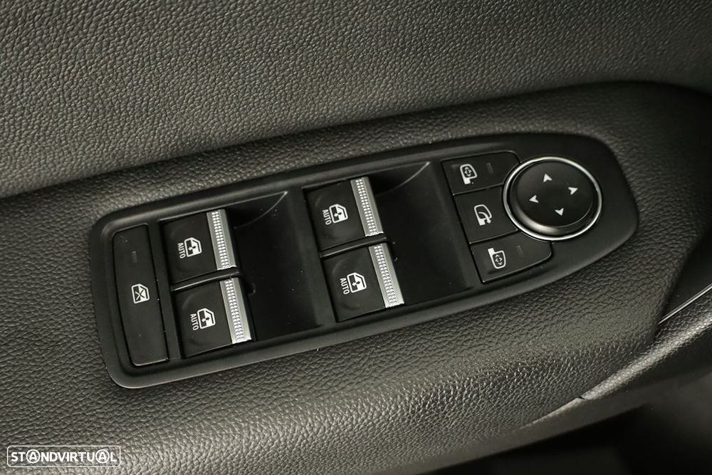 Renault Captur 1.0 TCe Techno Bi-Fuel - 21