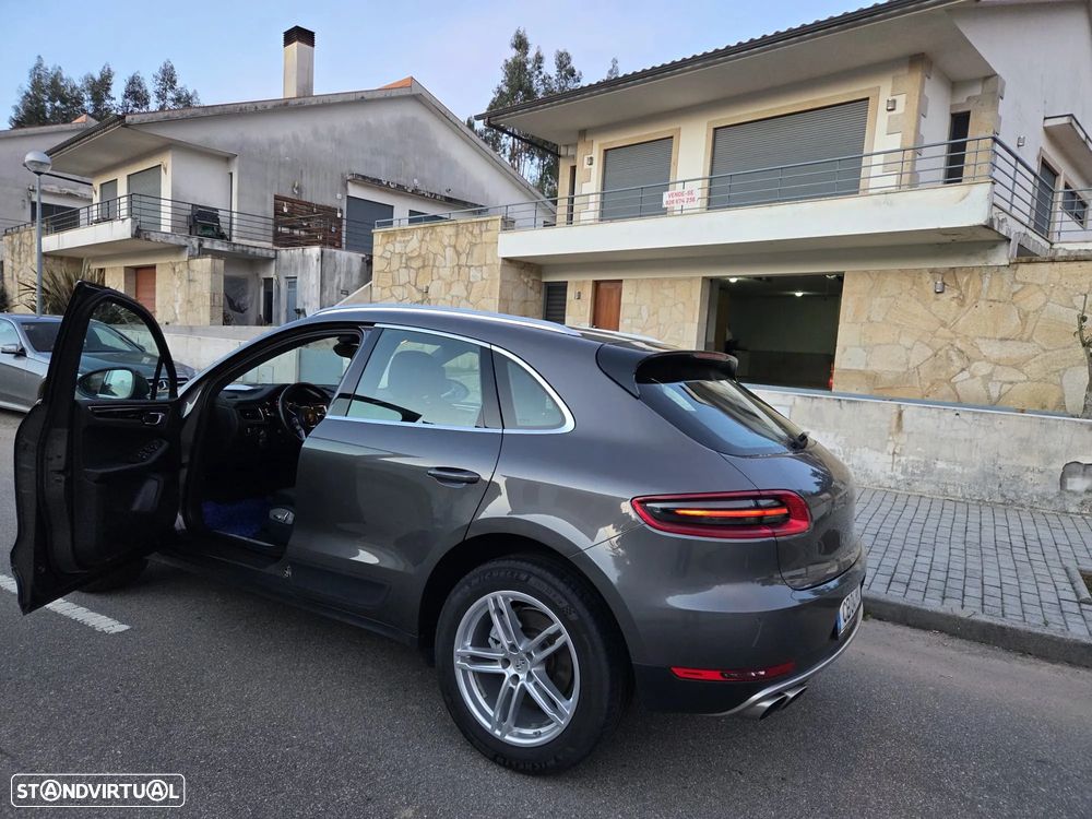 Porsche Macan - 4