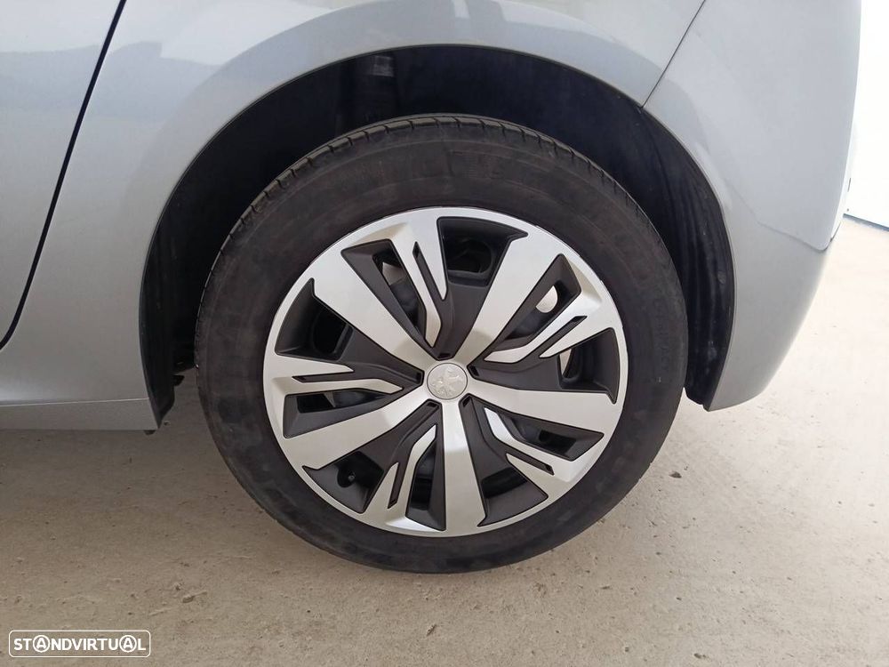 Peugeot 208 1.2 PureTech Active Pack - 11
