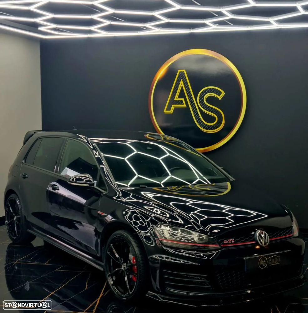 VW Golf - 57