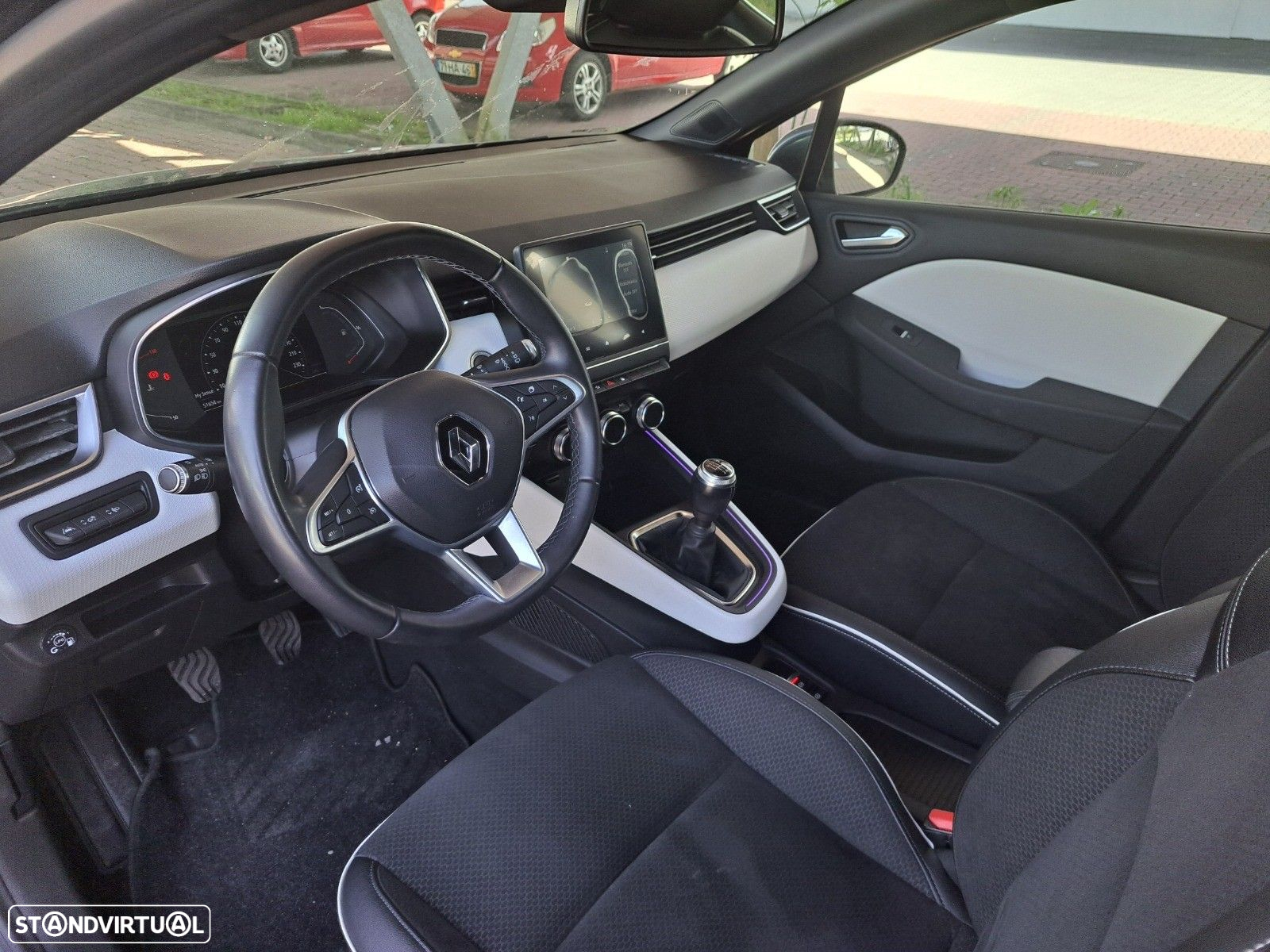 Renault Clio 1.0 TCe Intens Bi-Fuel - 6