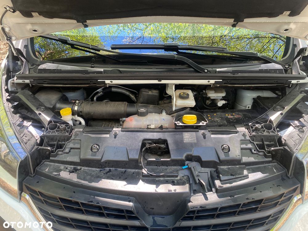 Renault Trafic - 20