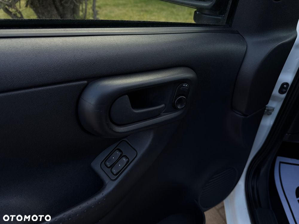 Opel Combo Edition - 21