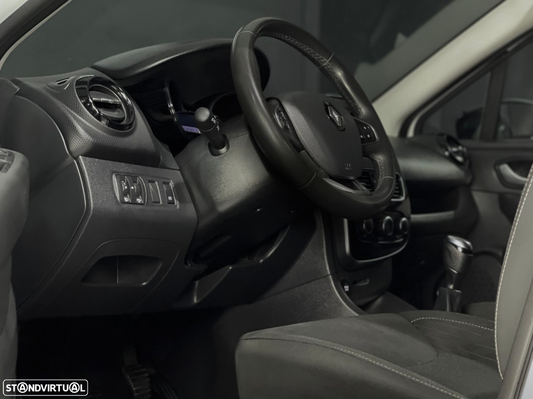 Renault Clio Sport Tourer 0.9 TCe Limited - 2