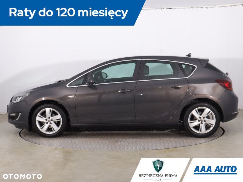 Opel Astra - 4