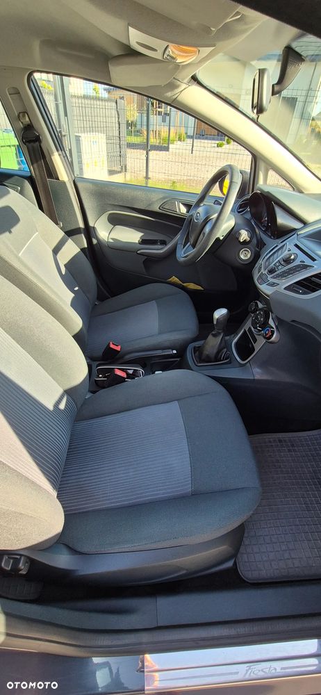 Ford Fiesta 1.4 Trend - 17