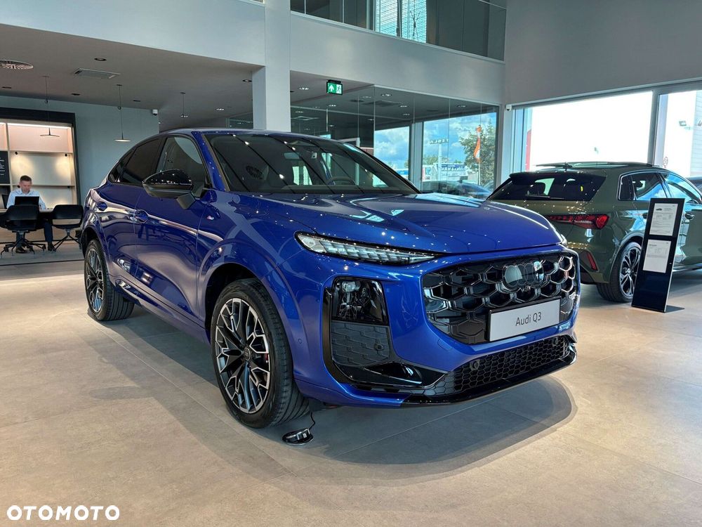 Audi Q3 Sportback - 9