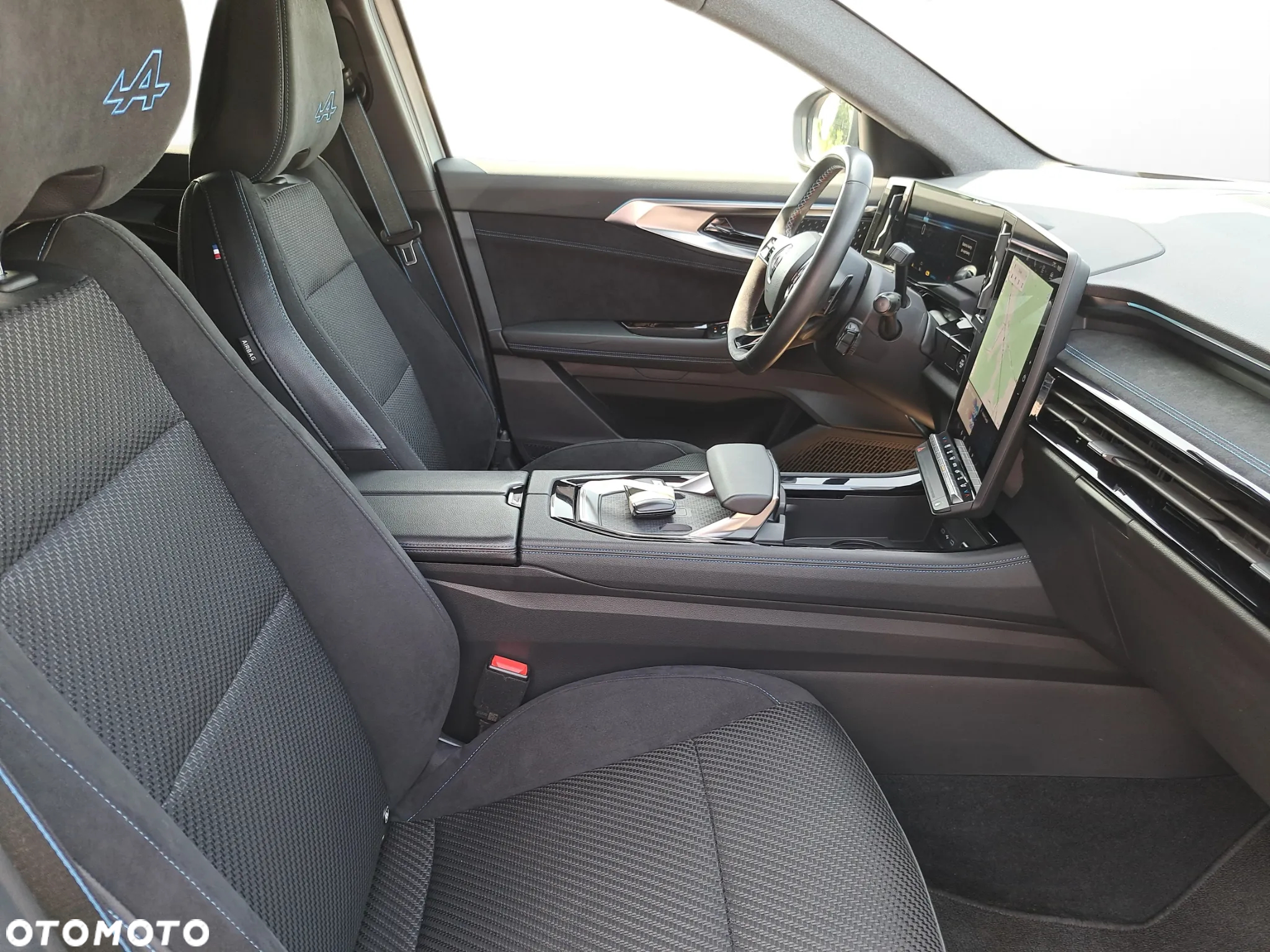 Renault Austral 1.2 E-Tech Full Hybrid 200 Iconic esprit Alpine MMT - 13