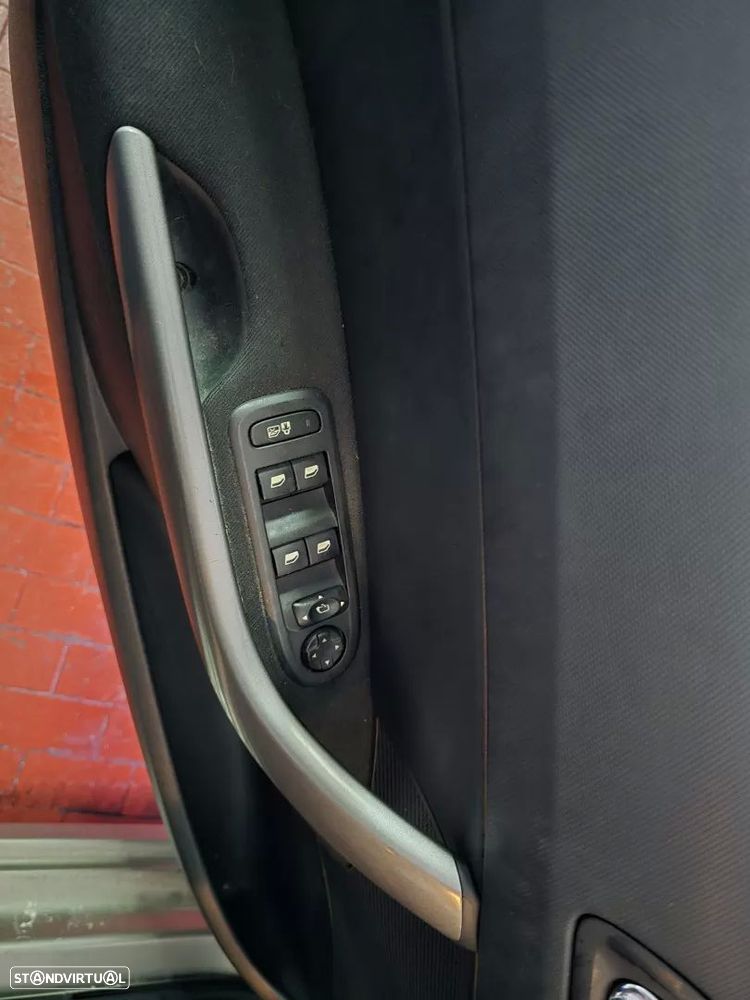 Peugeot 308 SW 1.6 HDi SE Navteq CVM6 - 6