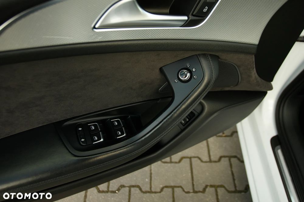 Audi A6 Avant 3.0 TDI DPF quattro S tronic sport selection - 25