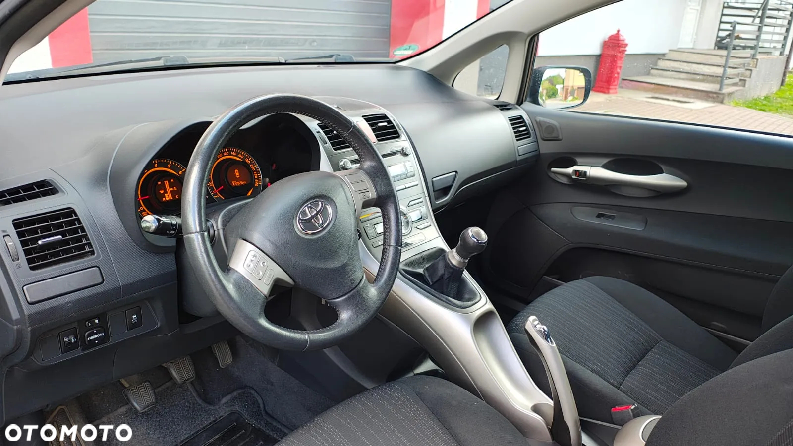 Toyota Auris - 14