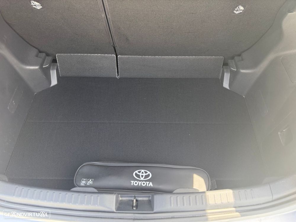 Toyota Yaris 1.0 VVT-i Comfort - 10