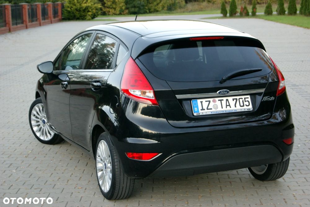 Ford Fiesta - 19