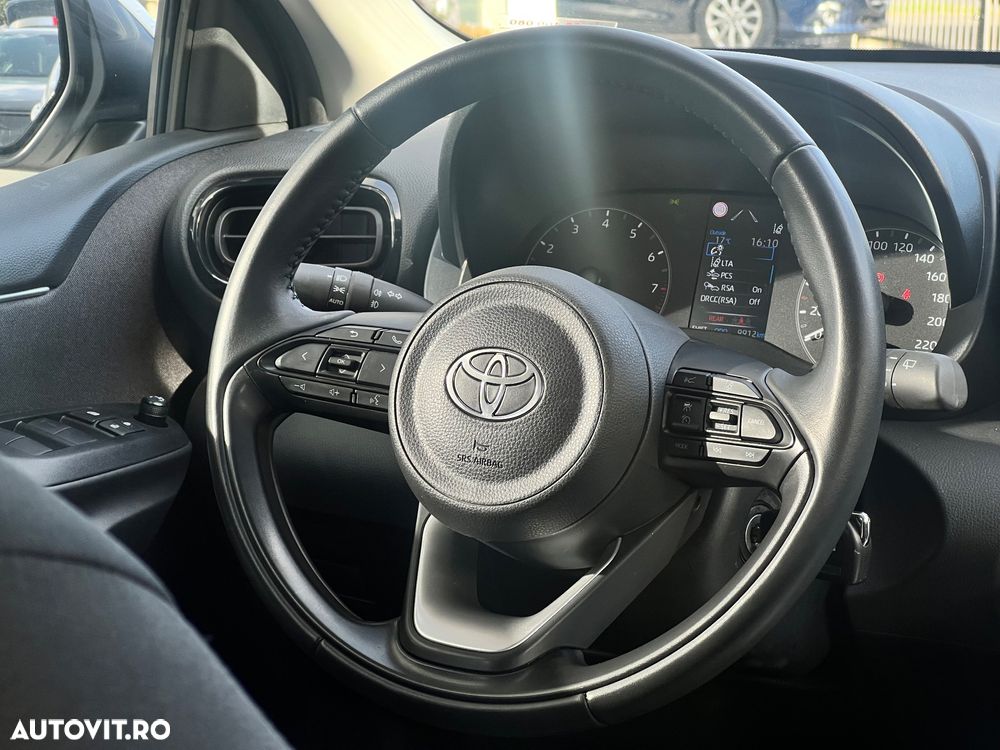 Toyota Yaris 1.5 MT Dynamic - 5