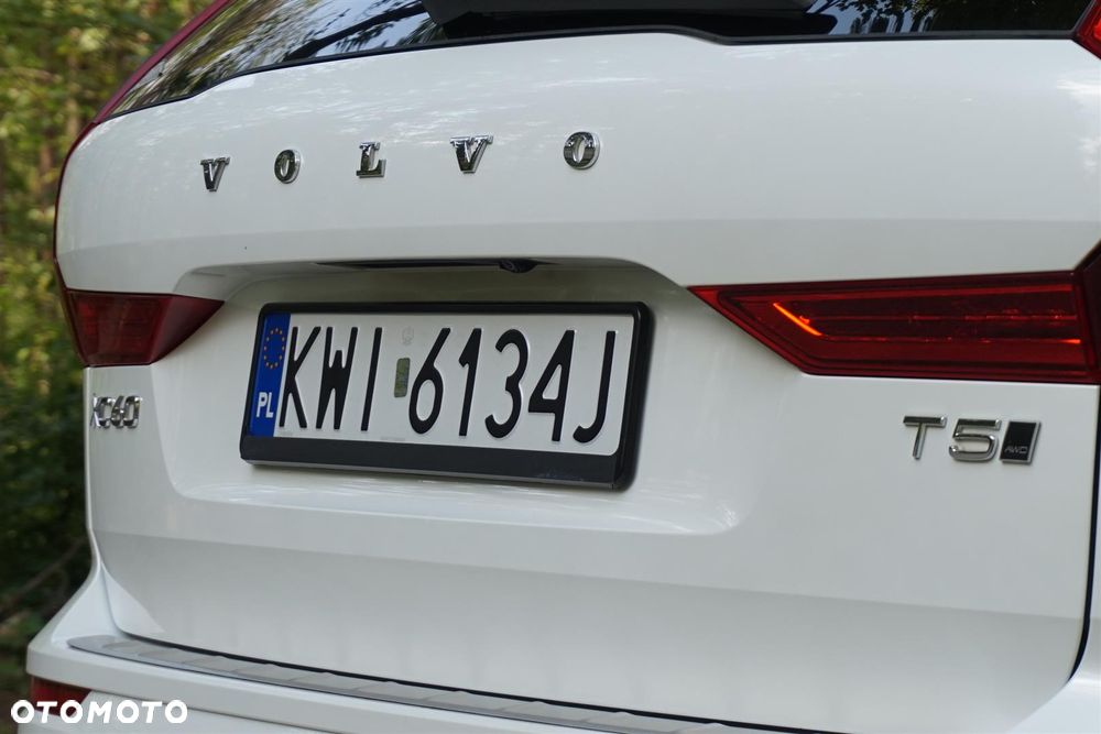 Volvo XC 60 T5 AWD Geartronic Momentum Pro - 30