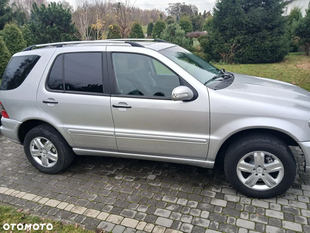 Mercedes-Benz ML - 4