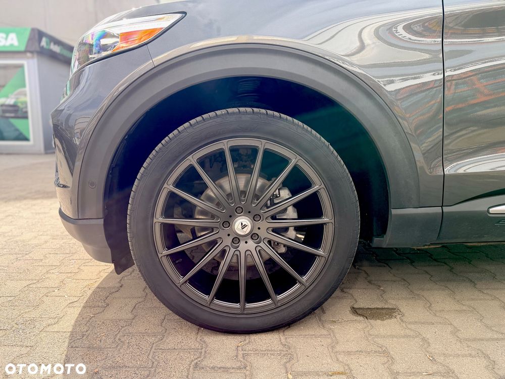 Ford Explorer EcoBoost Plug-in Hybrid ST-LINE - 37