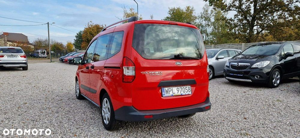 Ford Tourneo Courier - 8