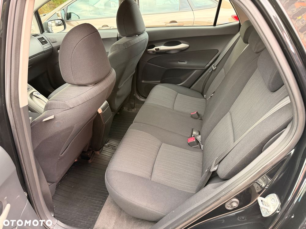 Toyota Auris - 17