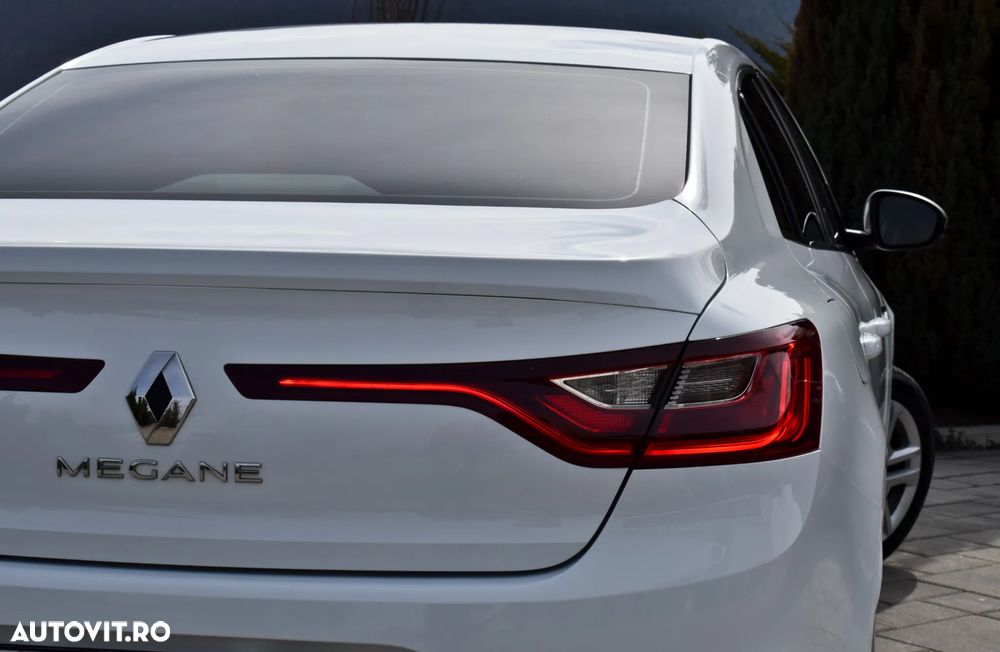 Renault Megane Blue dCi 116 EDC Intens - 12