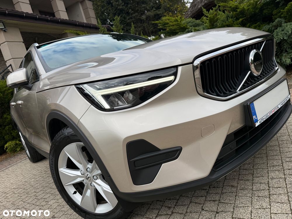 Volvo XC 40 B3 B DKG Plus Bright - 17