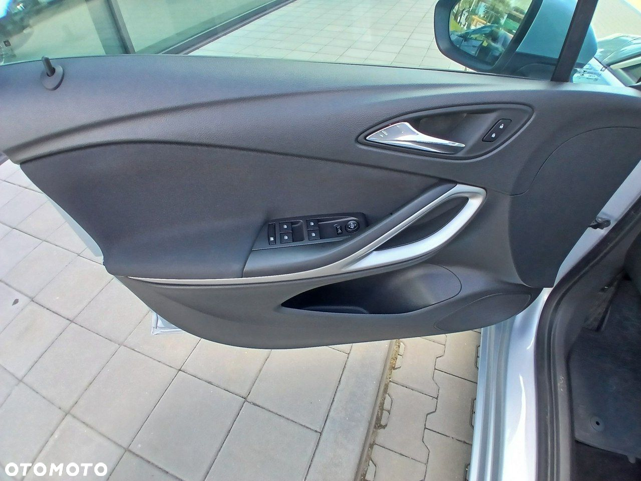 Opel Astra - 17
