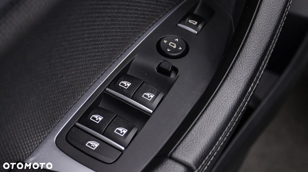 BMW X3 xDrive20d MHEV Luxury Line - 33