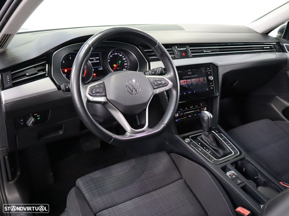 VW Passat Variant 2.0 TDI Business DSG - 7
