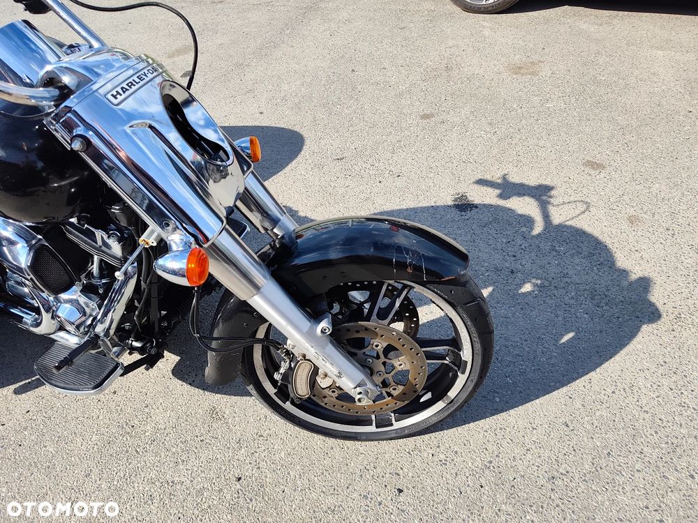 Harley-Davidson FLHTCU Ultra - 12