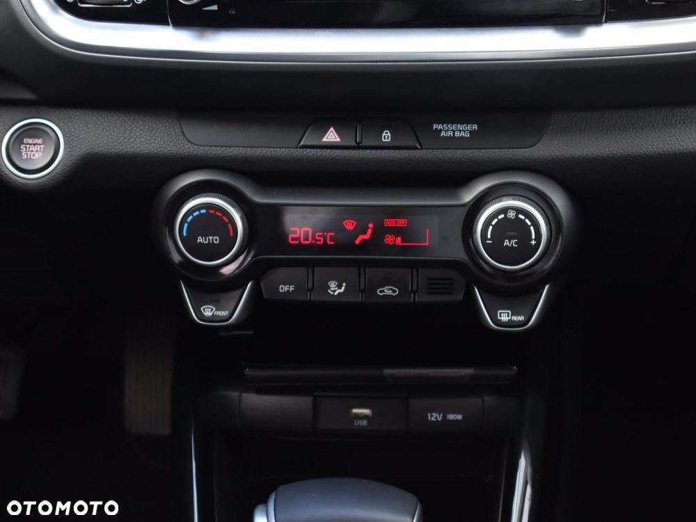 Kia Stonic - 14
