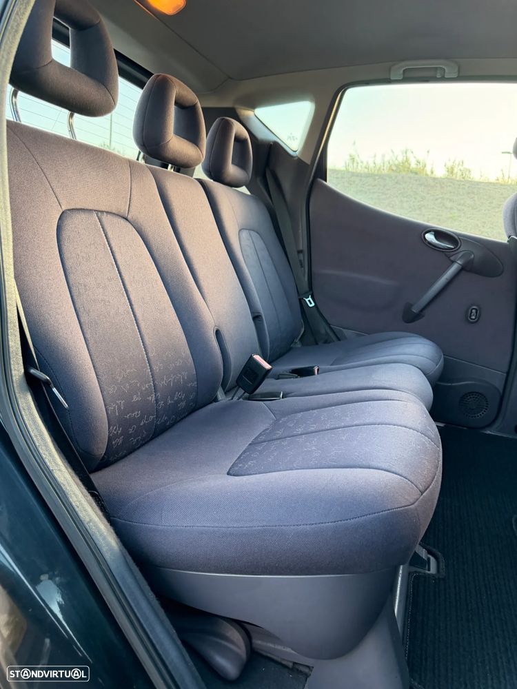 Mercedes-Benz A 170 CDi Elegance — fotografia 13