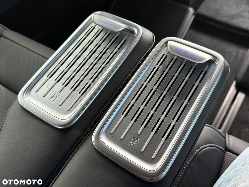 Mercedes-Benz Klasa V 300 d extralang 4Matic 9G-TRONIC Exclusive - 36