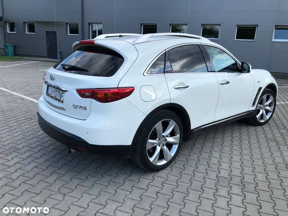 Infiniti QX70 3.0d S Premium - 4