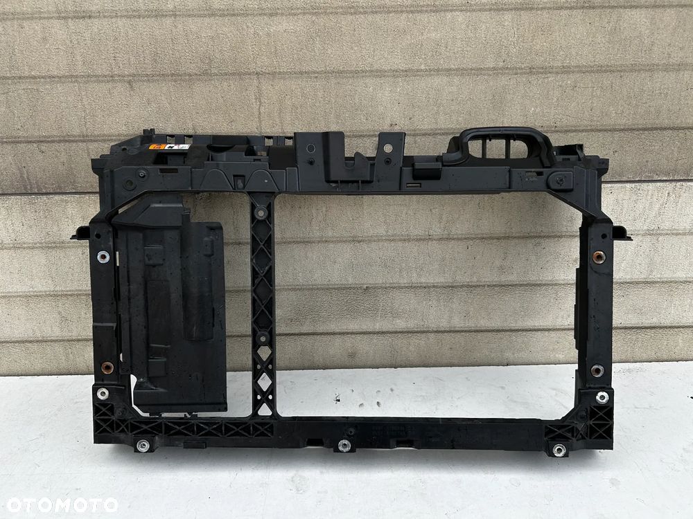 FORD FIESTA MK7 PAS PRZEDNI Wzmocnienie CZOŁOWE 8V51-A16E146