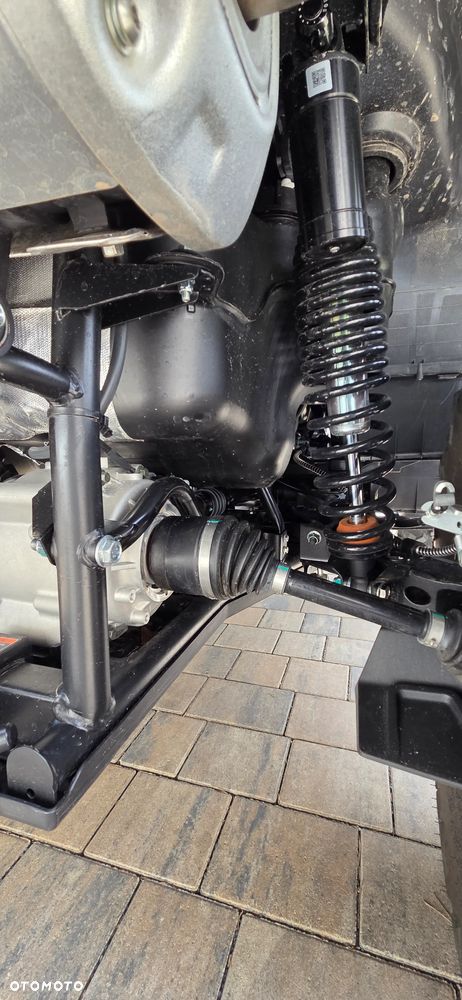 QJMOTOR SFA 1000 - 8