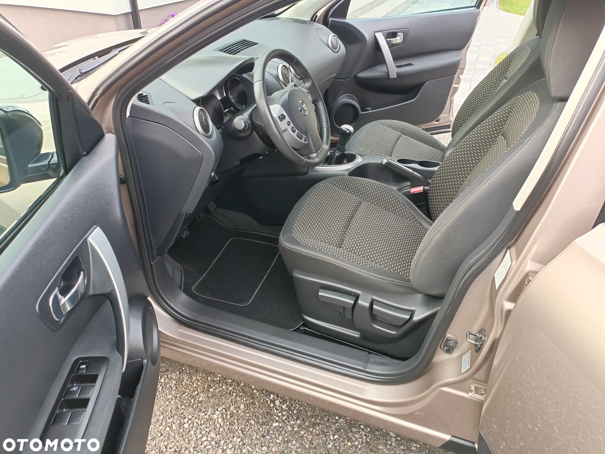 Nissan Qashqai 1.6 Tekna - 6