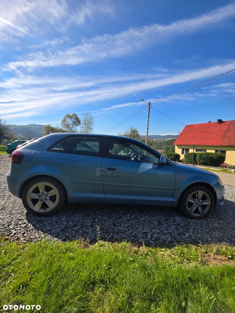 Audi A3 1.6 Attraction S tronic - 2