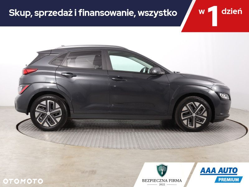 Hyundai Kona - 7