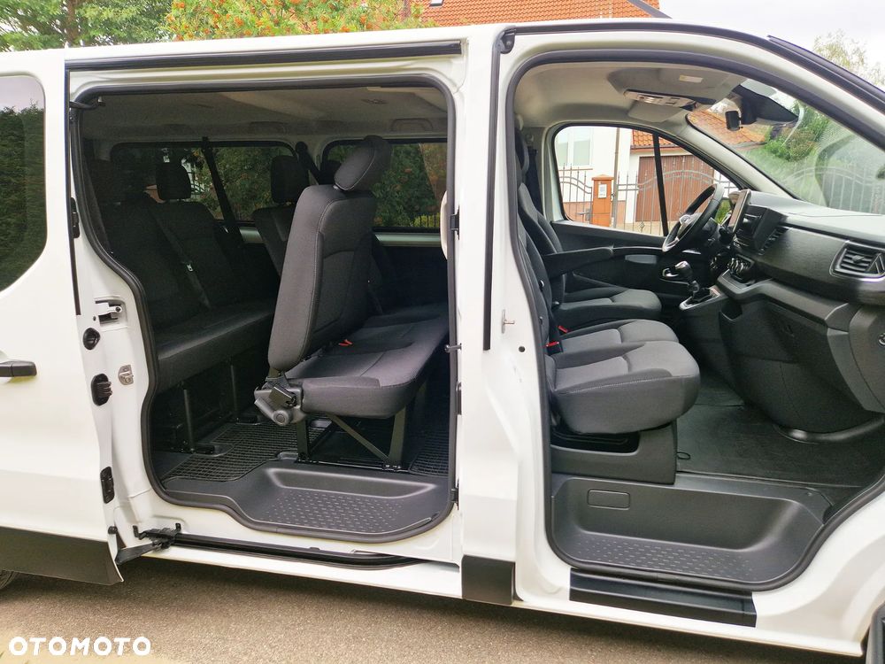 Renault Trafic 2.0 dCi - 32