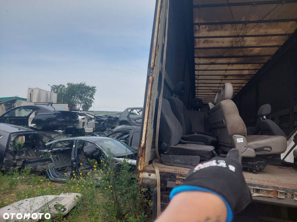 KOMPLET FOTELI LEWY PRAWY PRZÓD KANAPA TYŁ BOCZKI CHRYSLER GRAND VOYAGER IV - 19