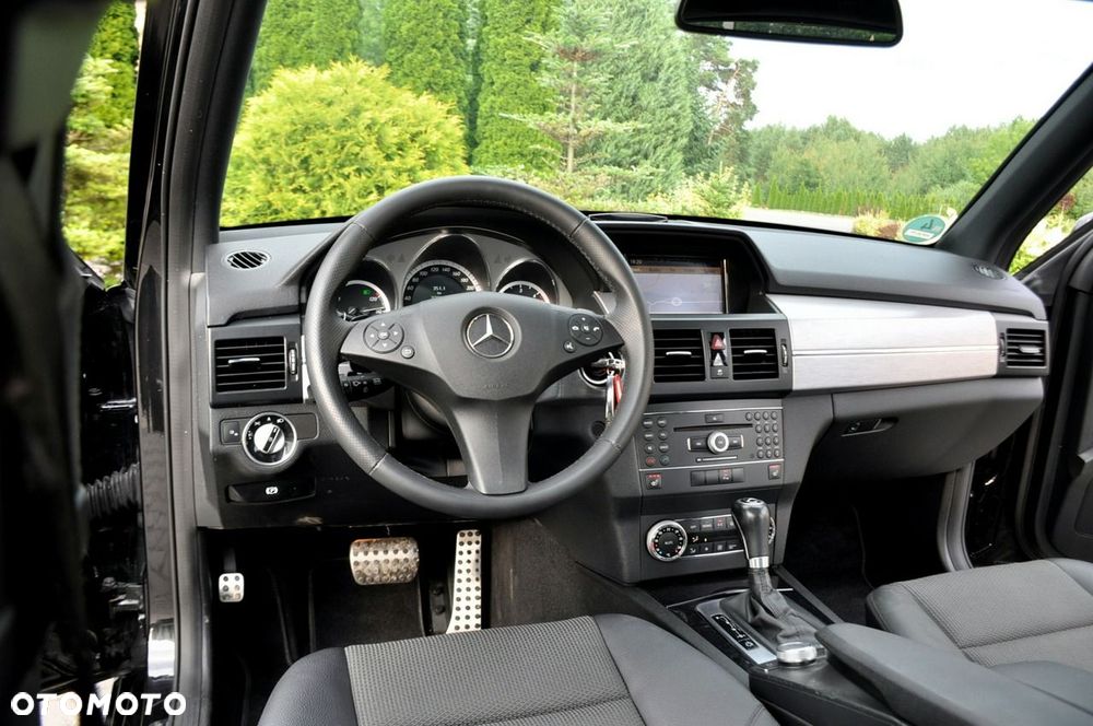 Mercedes-Benz GLK - 30