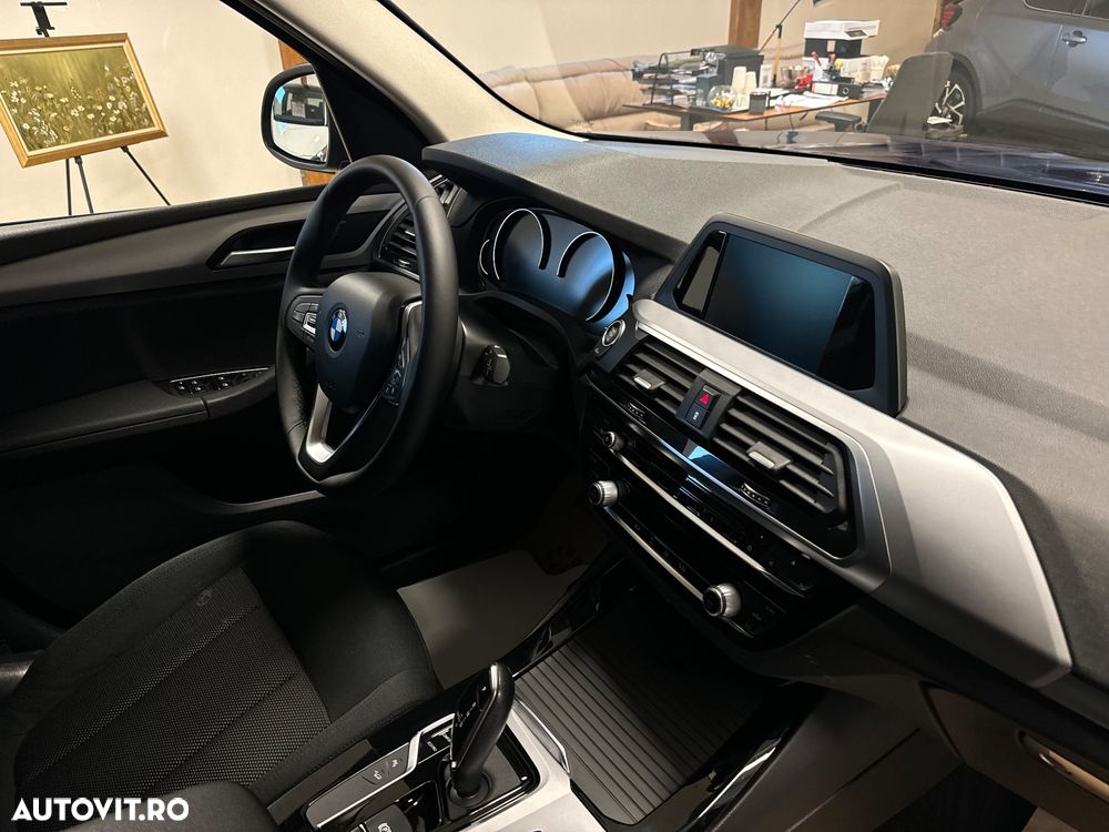 BMW X3 xDrive20d Aut. Advantage - 28