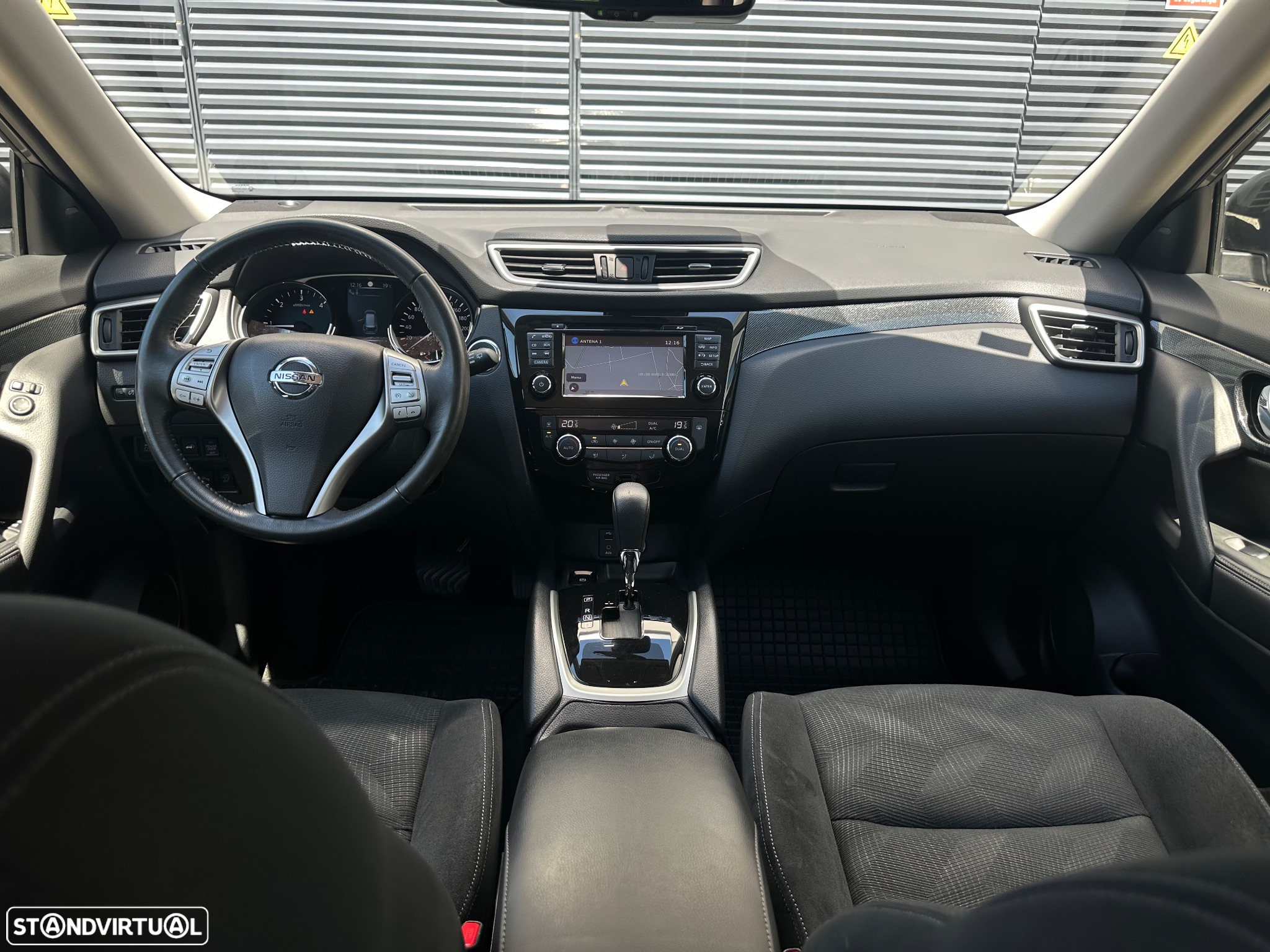 Nissan X-Trail 1.6 dCi Acenta Xtronic - 24